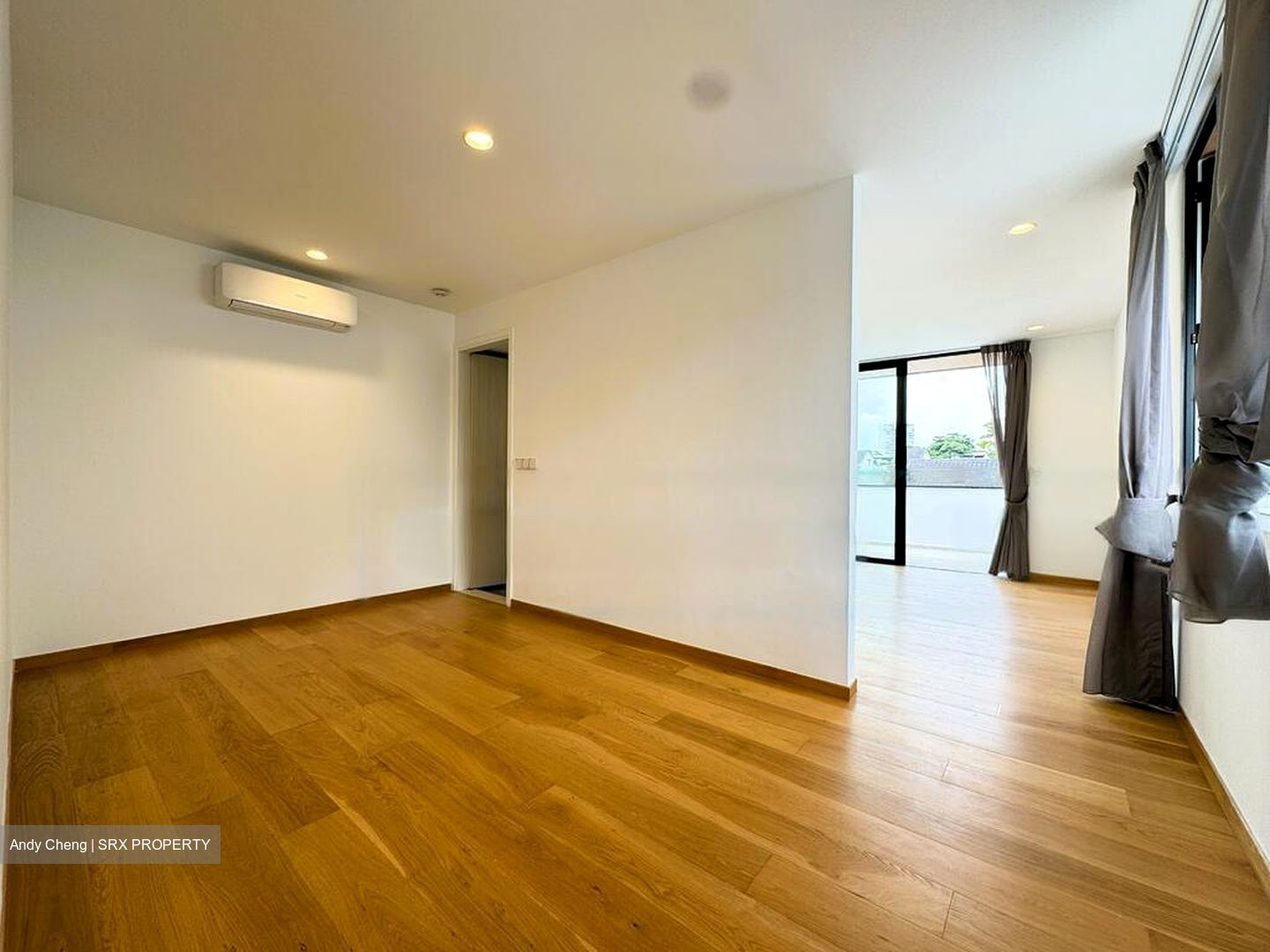 Binjai Walk (D21), Semi-Detached #460654871